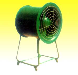 038型移動(dòng)式噴霧降溫風(fēng)機(jī)